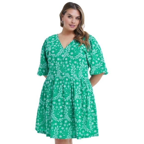 NWT Draper James|| Terrie Tie Back mini Dress in Embroidered Floral.Size 1X.Boho - Picture 1 of 11